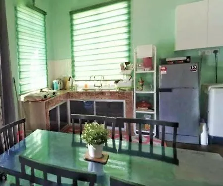 Mawar Dayana Homestay Jertih Exterior photo
